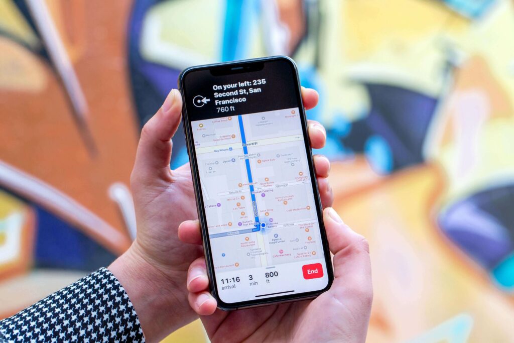 навигационное приложение для 
 iPhone  Apple Maps
